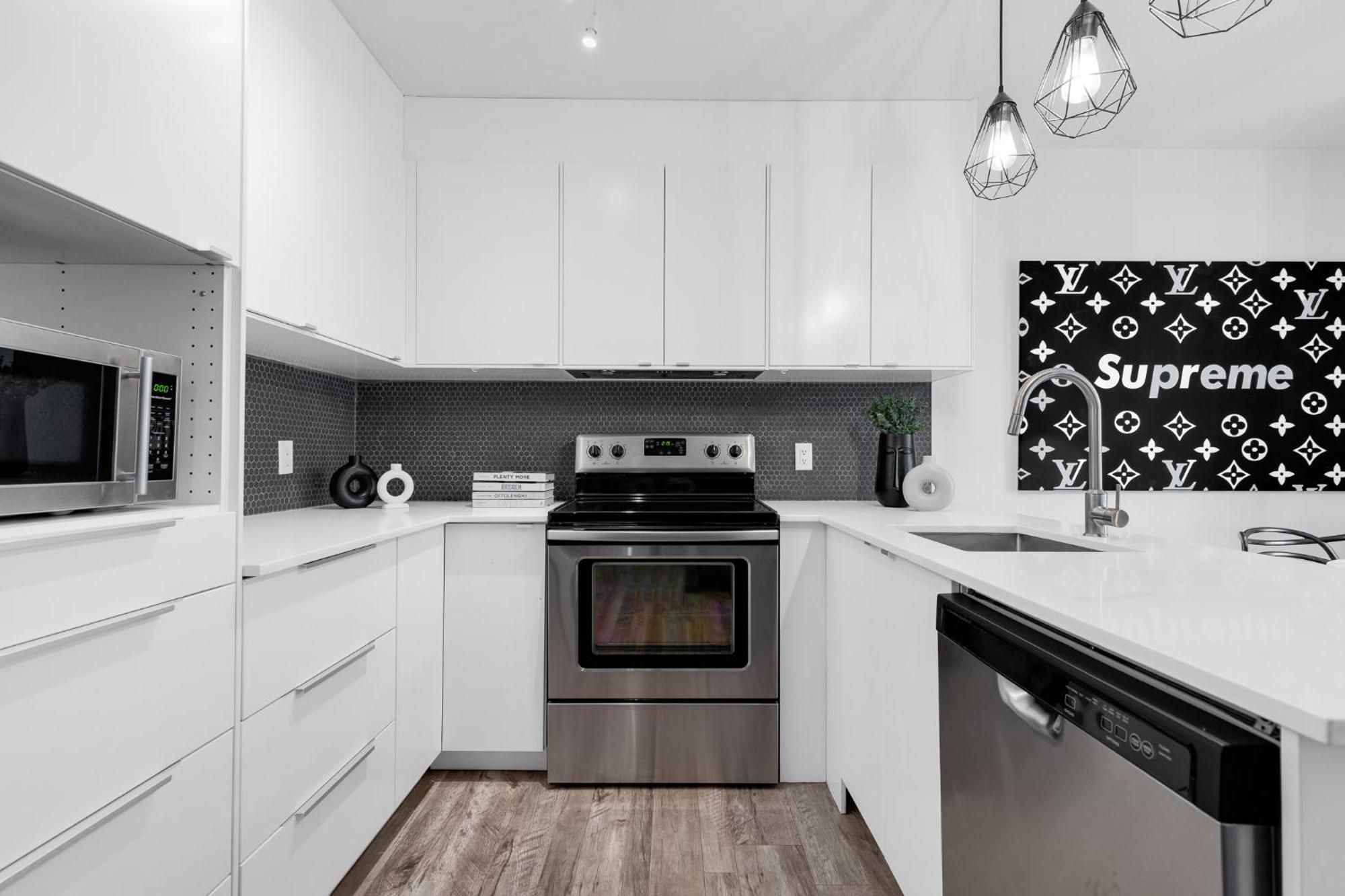 Liv Mtl Urban Aparthotel Montréal Buitenkant foto